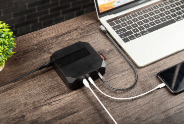 Gadge Hub is a 100W GaN Charger & 9-in-1 SSD Hub for $99