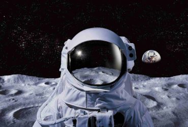 NASA working on space dust repeller & AR headset for astronauts