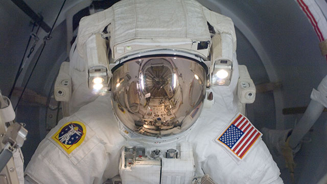 NASA working on space dust repeller & AR headset for astronauts 