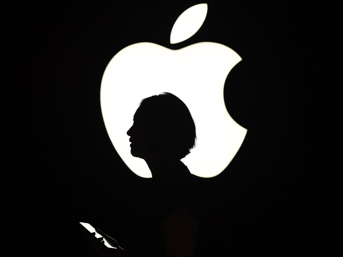 Apple wants its employees back in the office at least thrice a week from September onwards