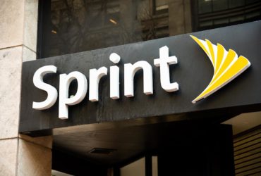 T-Mobile postpones Sprint 3G network shutdown to help customers with the transition