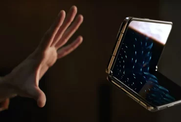 Here's how Oppo's First Foldable Smartphone looks like - officially teased