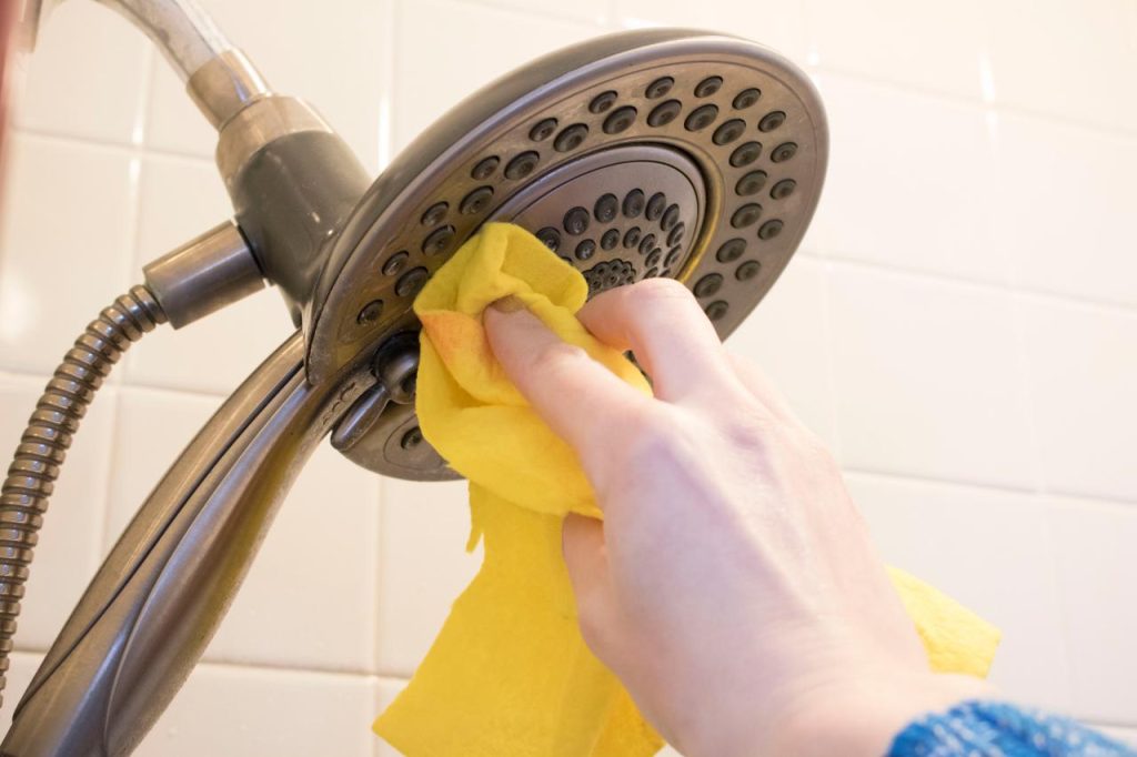 shower head cleaning hacks