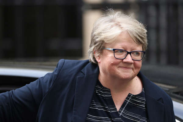how old is therese coffey