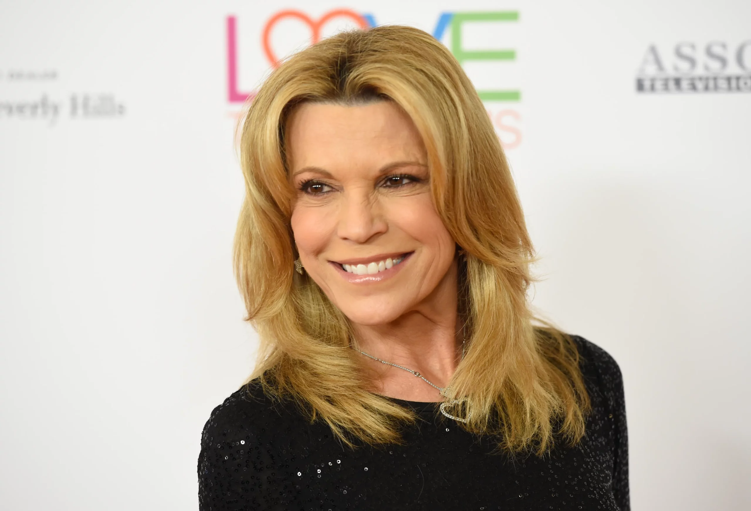 how old is vanna white