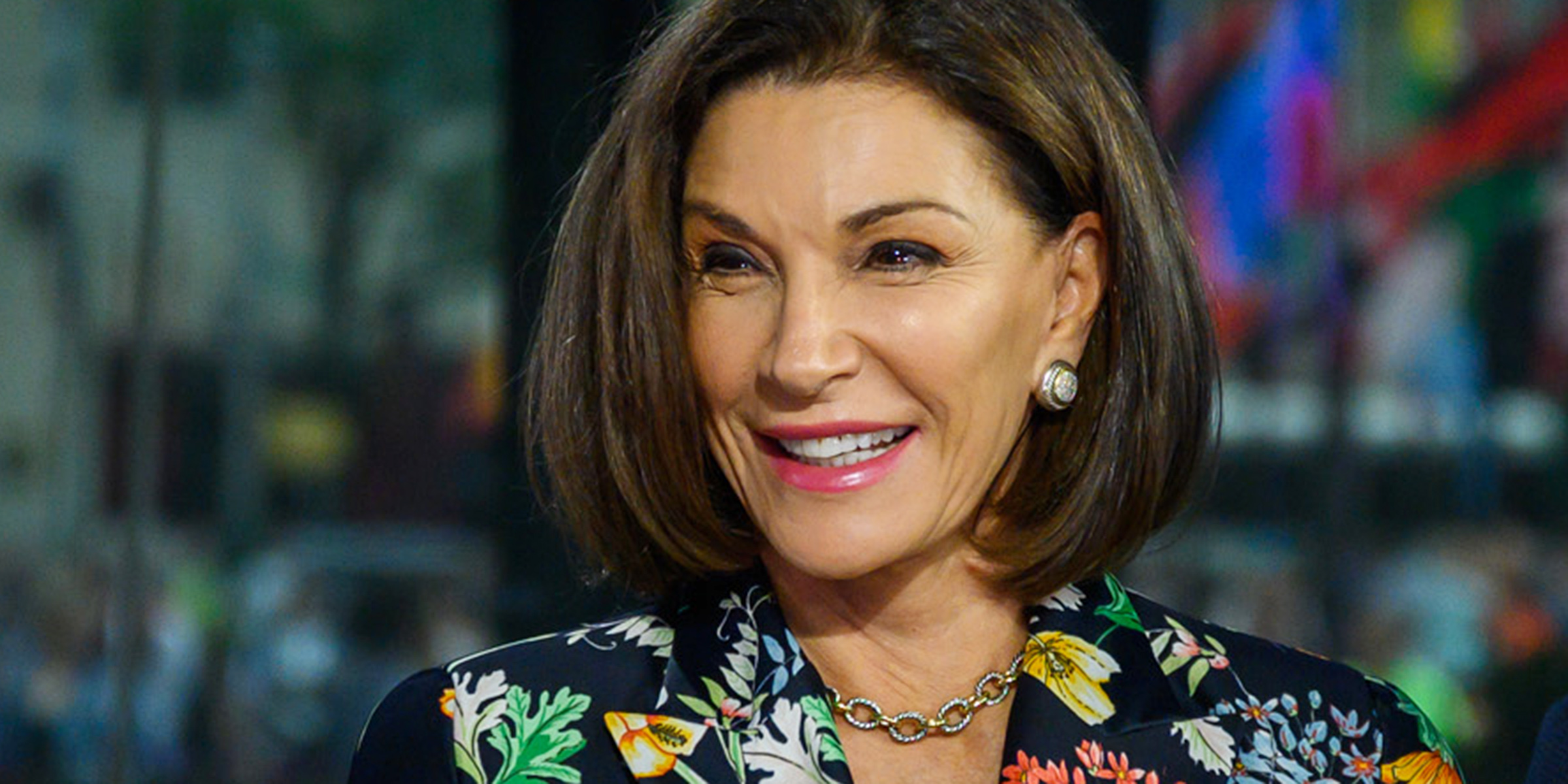how old is hilary farr