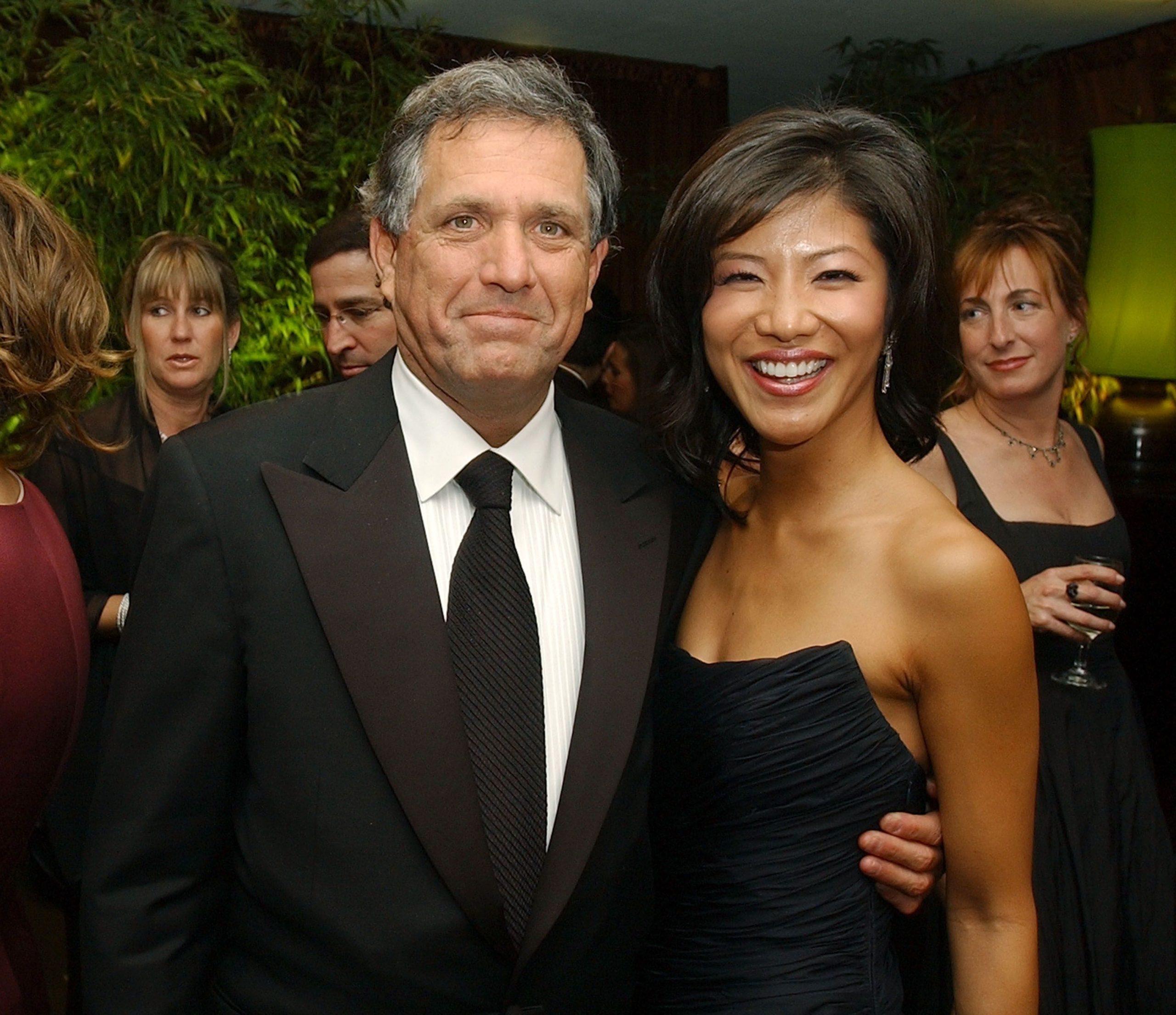 how old is julie chen moonves