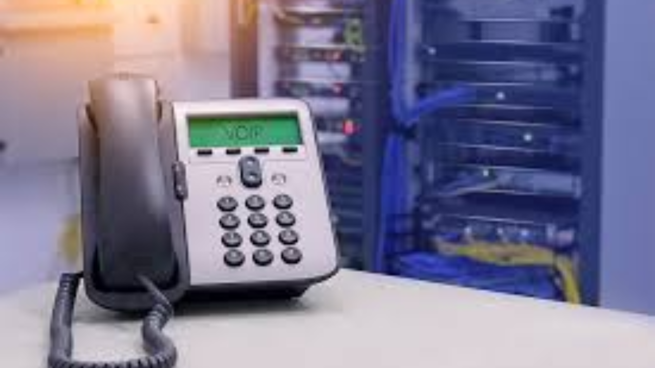 5 Best VoIP Apps for Small Businesses in 2023