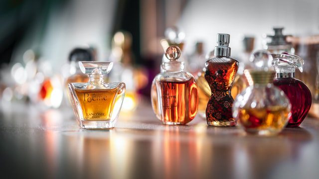Dossier Perfumes – a Brief Detail on Variety, Features, Ingredients and Use
