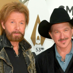 is brooks and dunn still together
