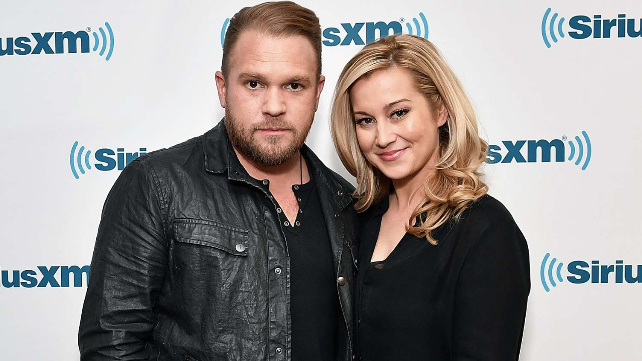 who is kellie pickler married to