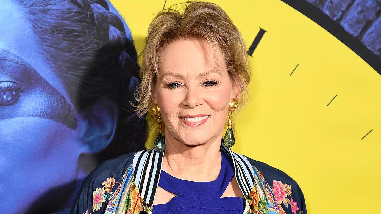 Jean Smart 'Is Doing Great' Following Surgery and The 'Hacks' Cast Will Have 'a Dirty Martini' in Her Honor!
