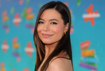 Miranda Cosgrove Recalls Embarrassing 'iCarly' Episode in Which Her Bra Insert Fell out During Filming (exclusive)