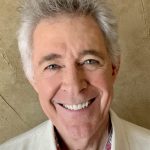 Is Barry Williams Gay?