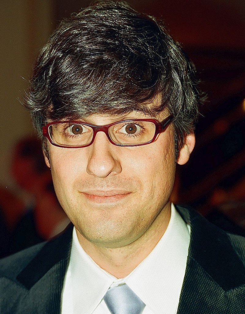 is mo rocca gay
